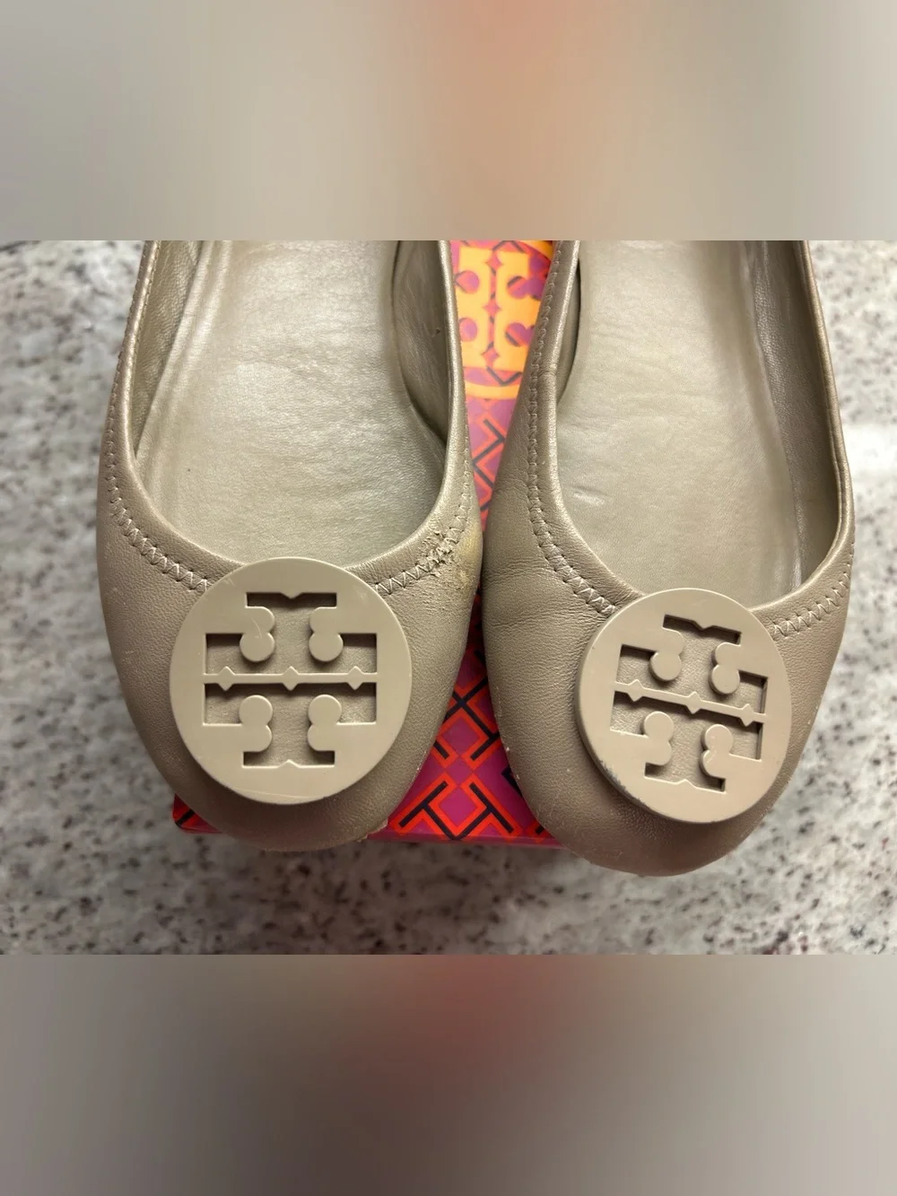 Tory Burch French Gray Leather Minnie Travel Logo Ballet Flats size 8